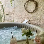 Bed & Breakfast Le Domaine Des Tilleuls Mareuil (Charente)