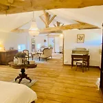 Le Domaine Des Tilleuls 3*