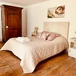 Le Domaine Des Tilleuls Oda ve Kahvaltı 3*