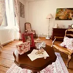 Oda ve Kahvaltı Le Domaine Des Tilleuls Mareuil (Charente)