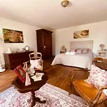 Le Domaine Des Tilleuls Oda ve Kahvaltı 3*