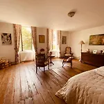 Le Domaine Des Tilleuls Oda ve Kahvaltı Mareuil (Charente)