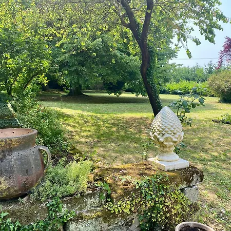 Le Domaine Des Tilleuls 3* Mareuil (Charente)