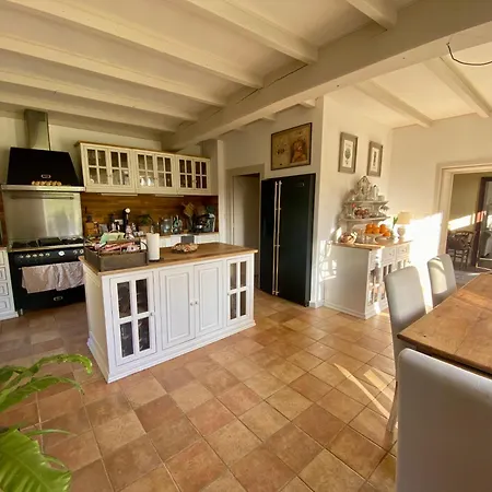 Le Domaine Des Tilleuls