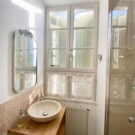 Le Domaine Des Tilleuls Nocleg ze śniadaniem 3*