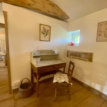 Le Domaine Des Tilleuls فندق مبيت وإفطار