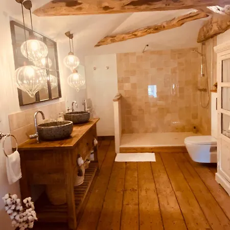 فندق مبيت وإفطار Le Domaine Des Tilleuls 3*