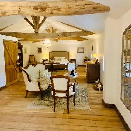 Le Domaine Des Tilleuls 3*