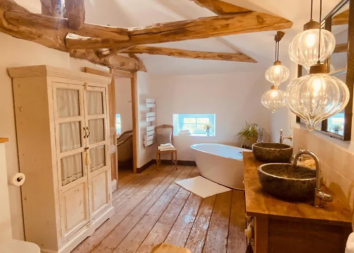 Le Domaine Des Tilleuls Mareuil (Charente)