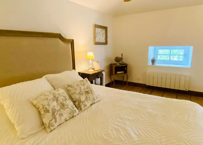 Le Domaine Des Tilleuls 3*