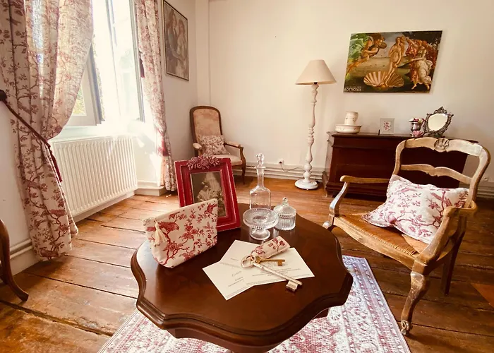 住宿加早餐酒店 Le Domaine Des Tilleuls Mareuil (Charente)