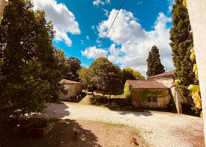 Le Domaine Des Tilleuls 3*